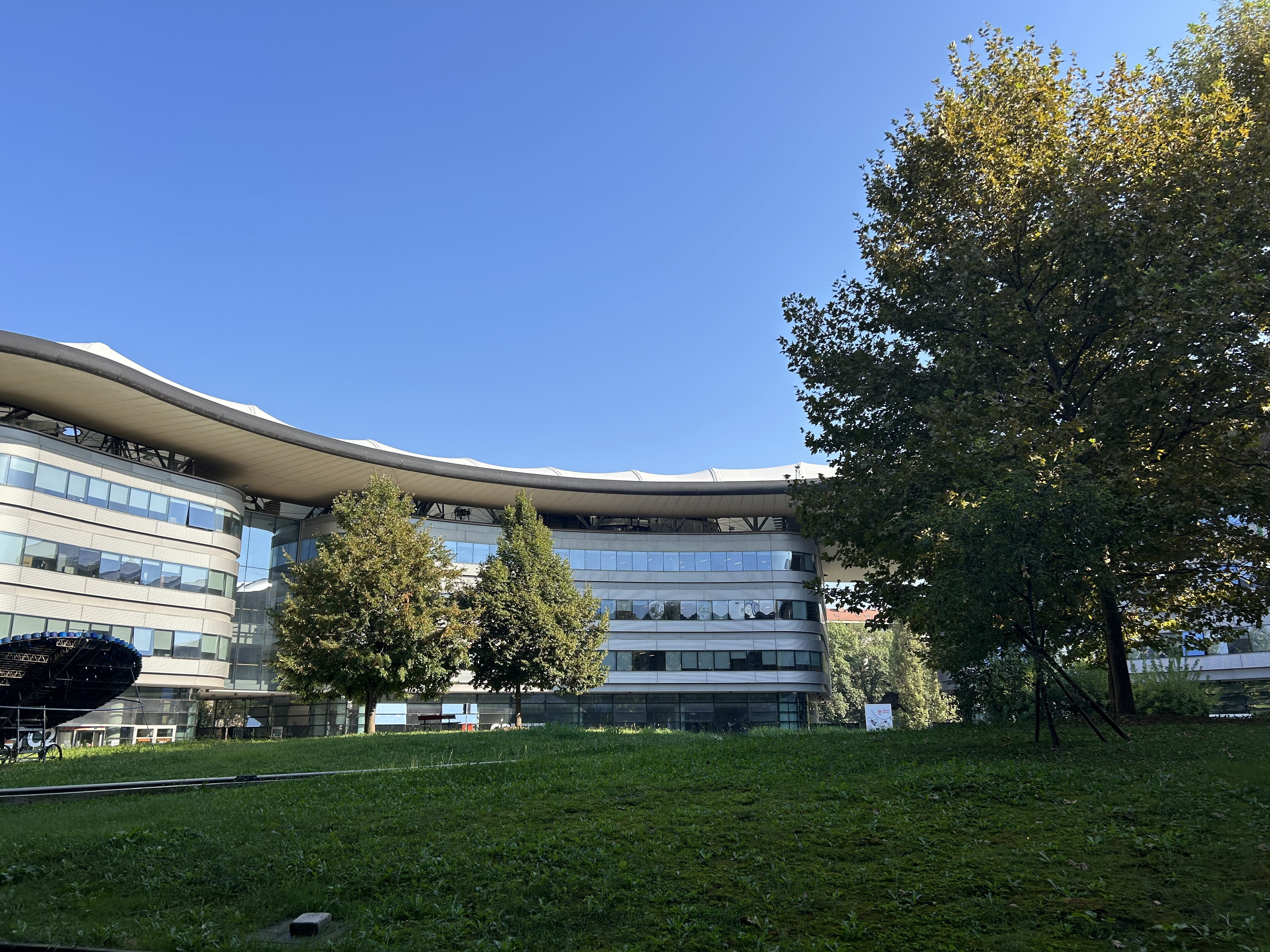 presented at the conference of experimental sociology